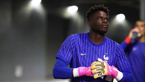 Illustration : France - Angleterre : Pourquoi Brice Samba manquera la petite finale ?