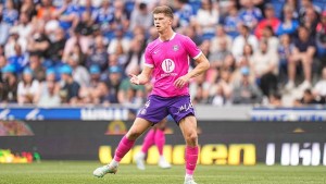 Illustration : Mercato : Un jeu de dupes à 30 millions d'euros s'installe entre Toulouse, Rennes et Strasbourg