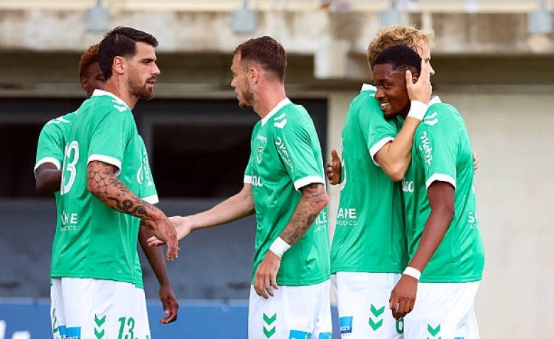Illustration : "Mercato ASSE : Blocage total sur les ventes, vent d'inquiétude chez les Verts"