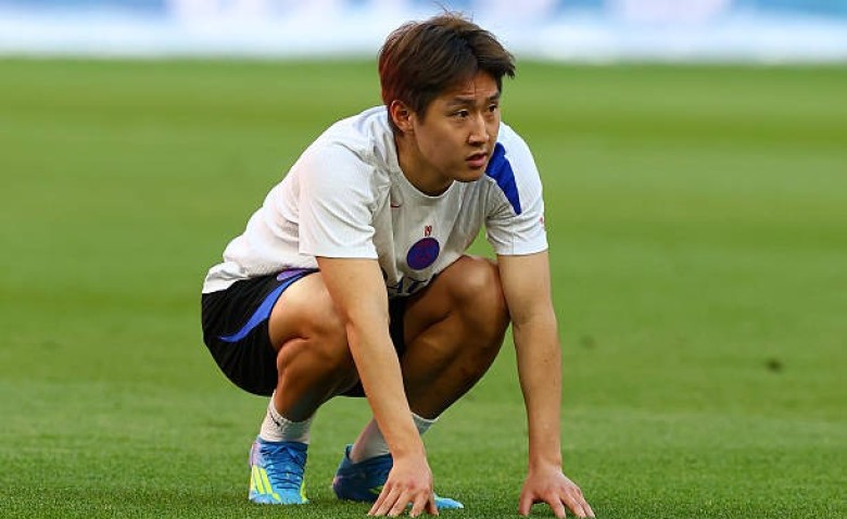 Illustration : "Mercato PSG : Transféré pour 40 M€, Kang-in Lee retenu en Corée du Sud par la loi"