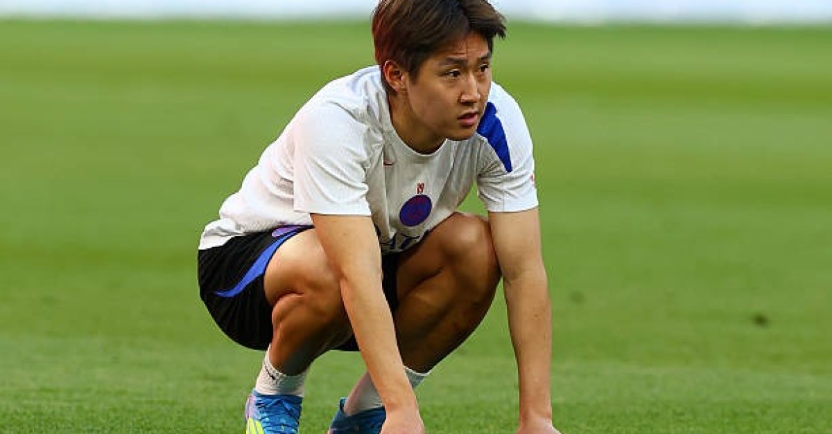 Mercato PSG : Transféré pour 40 M€, Kang-in Lee retenu en Corée du Sud par la loi