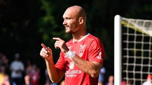 Illustration : Mercato Brest : L'OM passe à l'attaque pour le géant Ludovic Ajorque à la surprise générale