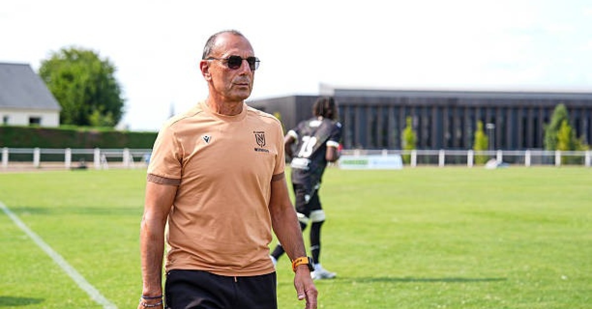 FC Nantes : Incompréhension totale chez les Canaris après un choix très fort de Michel Der Zakarian