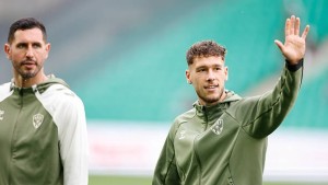 Illustration : Mercato ASSE : Coup de tonnerre pour le successeur de Stassin, 2 clubs européens s'interposent