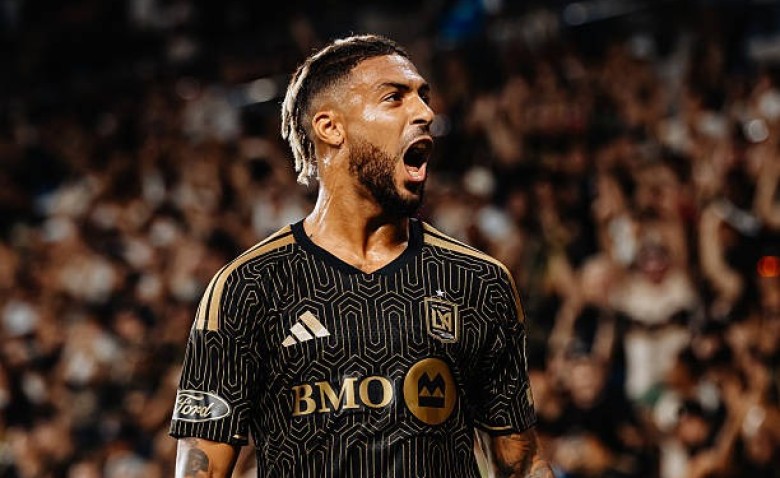 Illustration : "Mercato OM : Marseille tente un coup canon en MLS pour ramener un ex des Verts !"