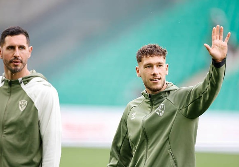 Illustration : Mercato ASSE : Un 3e géant européen s'attaque à Lucas Stassin, jackpot en vue pour les Verts ?