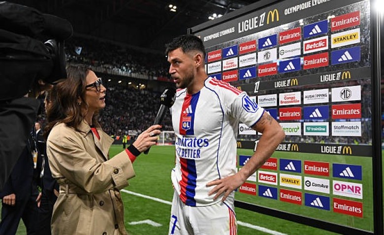 Illustration : "Mercato OL : Roman Yaremchuk veut revenir à Lyon mais un gros blocage persiste !"