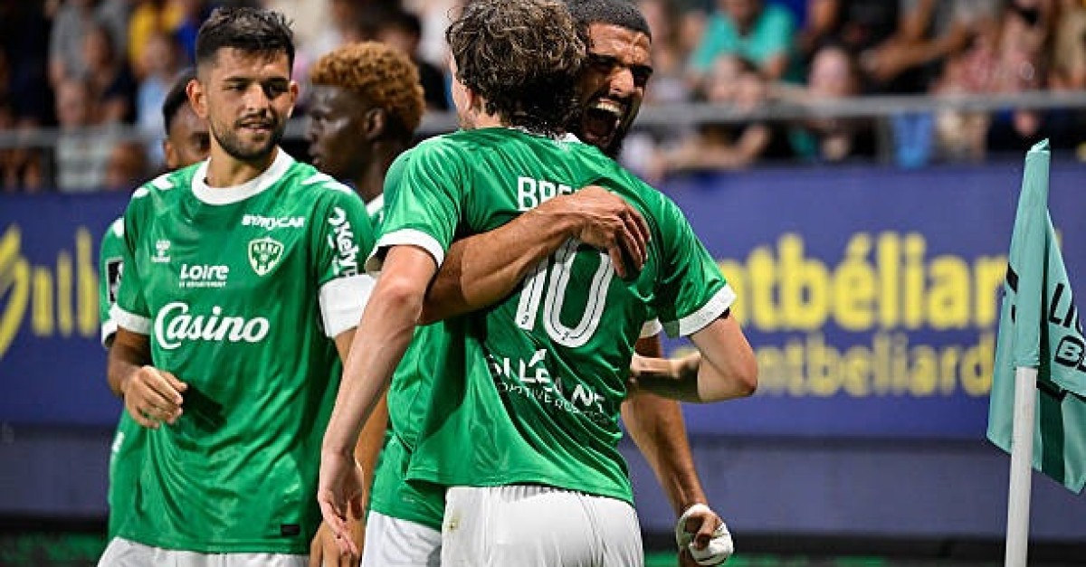 ASSE : « On est attendus », Sohaib Naïr prévient le vestiaire malgré le succès à Bonal