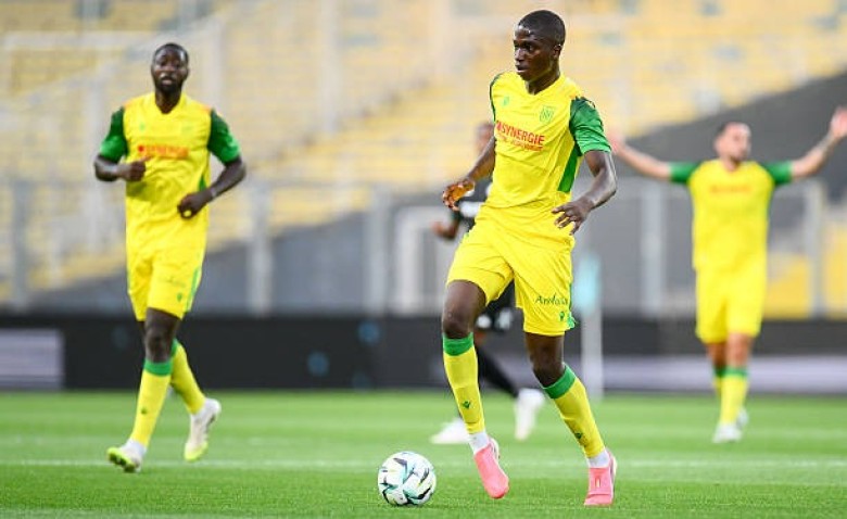Illustration : "FC Nantes : Un groupe remanié et trois retours majeurs pour relancer la machine !"