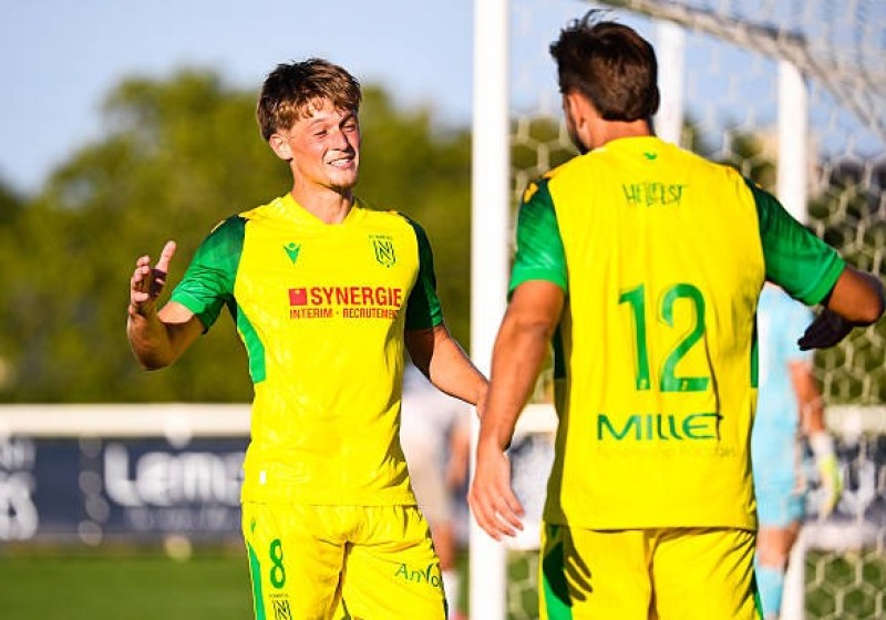 Illustration : Mercato Nantes : Snobé ou retenu ? Pourquoi le transfert de Johann Lepenant à Nice prend du retard