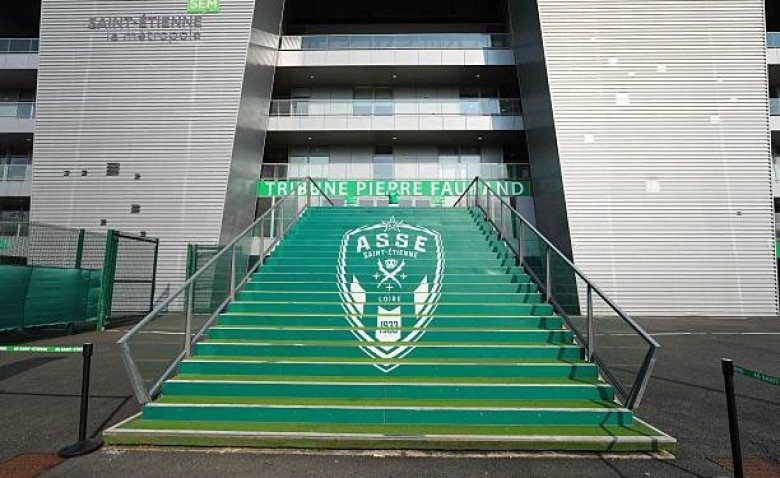 Illustration : "Ex-ASSE : Vendu en 2022, un ancien Vert s'engage en Premier League"