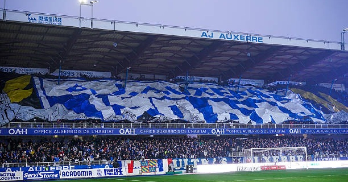 Mercato Auxerre : Gros chèque et gros salaire en moins, l'AJA acte un nouveau départ !