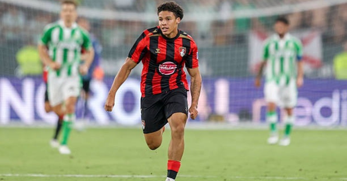 Mercato : L'ASSE et le RC Lens à la lutte pour un jeune ailier de Premier League !