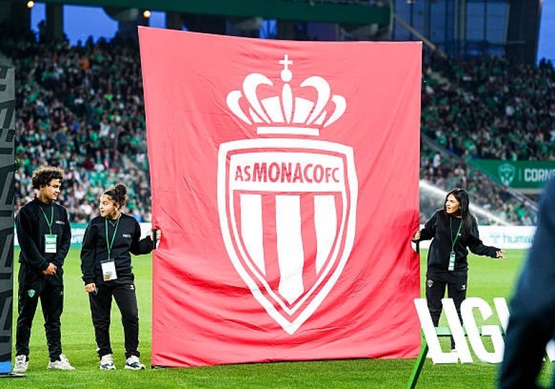 Illustration : Mercato Monaco : Adi Hutter veut chiper un cadre de l'ASM !