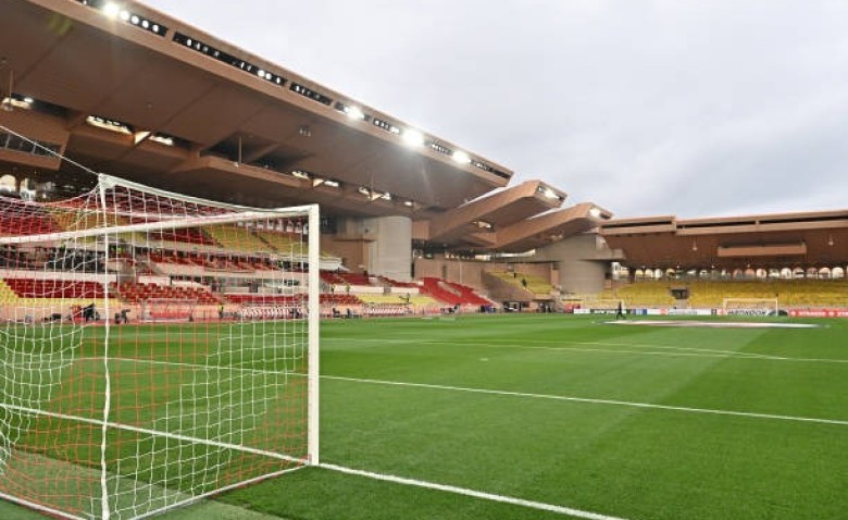 Illustration : "Mercato Monaco : Clap de fin pour une star internationale qui se retrouve sans club"