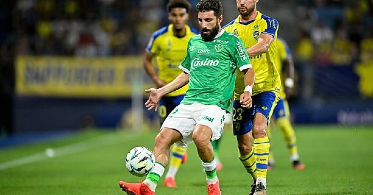 Mercato ASSE : Négociations secrètes en Grèce pour le gros coup Zuriko Davitashvili
