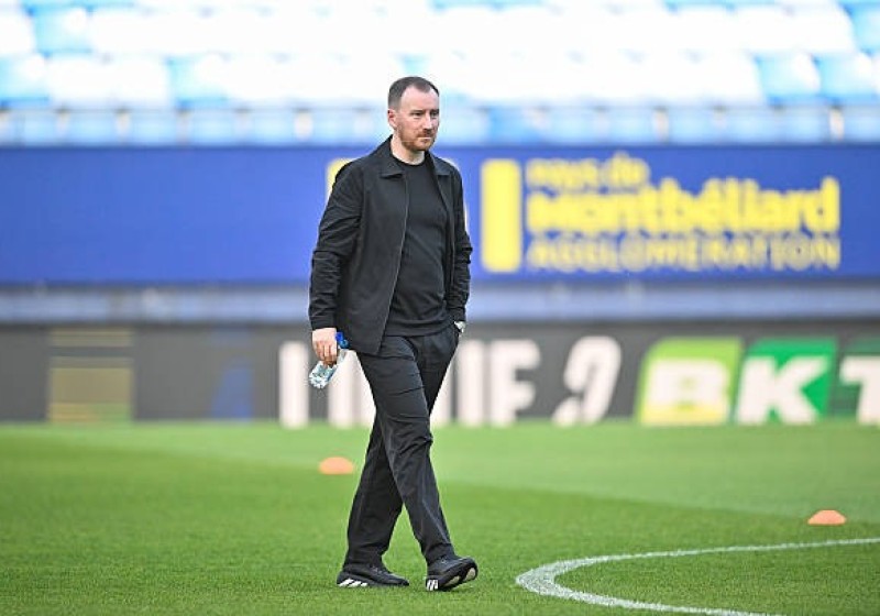 Illustration : ASSE : Protocole commotion et départs en série… casse-tête pour Ian Cathro avant Grenoble