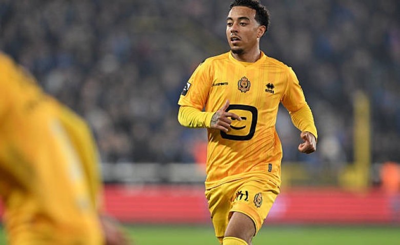 Illustration : "Mercato : L'OM et l'OL s'affrontent pour faire signer une sensation du championnat belge !"
