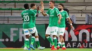 Illustration : Mercato ASSE : Deux départs majeurs bouclés dans la dernière ligne droite