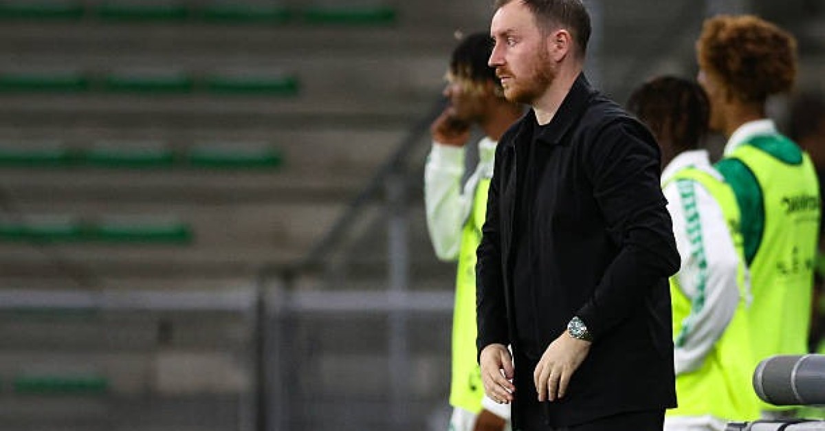 Mercato ASSE : Un départ suivi d'une arrivée surprise en défense ?