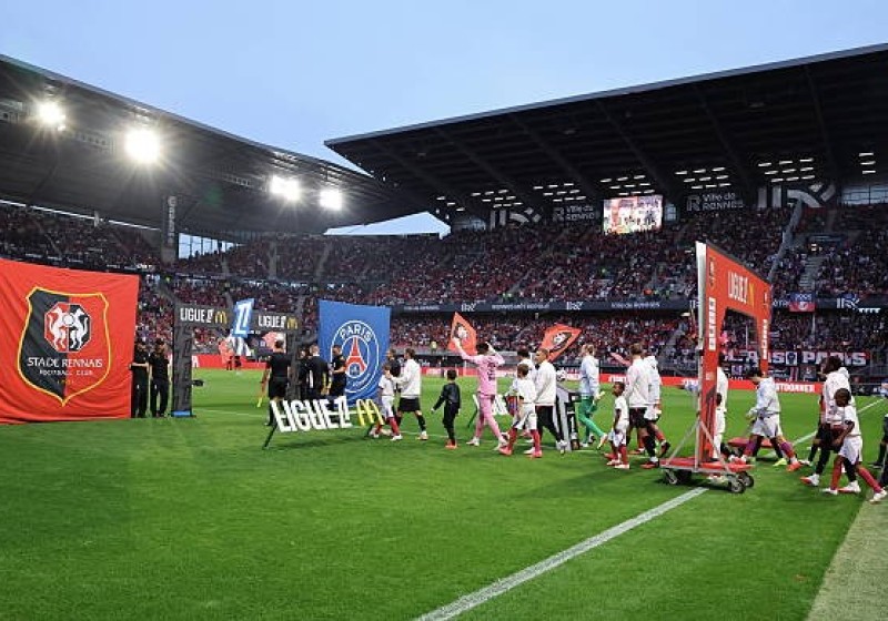 Illustration : Mercato Rennes : L'Eintracht Francfort coiffe le Torino et s'offre un flop breton