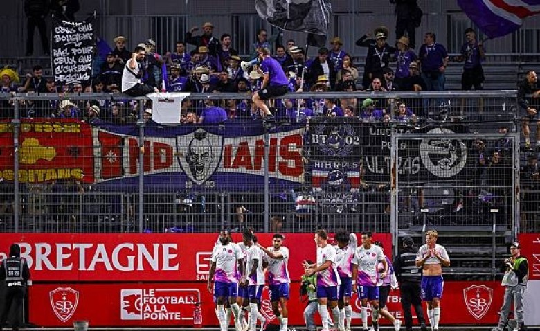 Illustration : "Mercato Toulouse : Le TFC prend une décision radicale pour le futur de ses cages"
