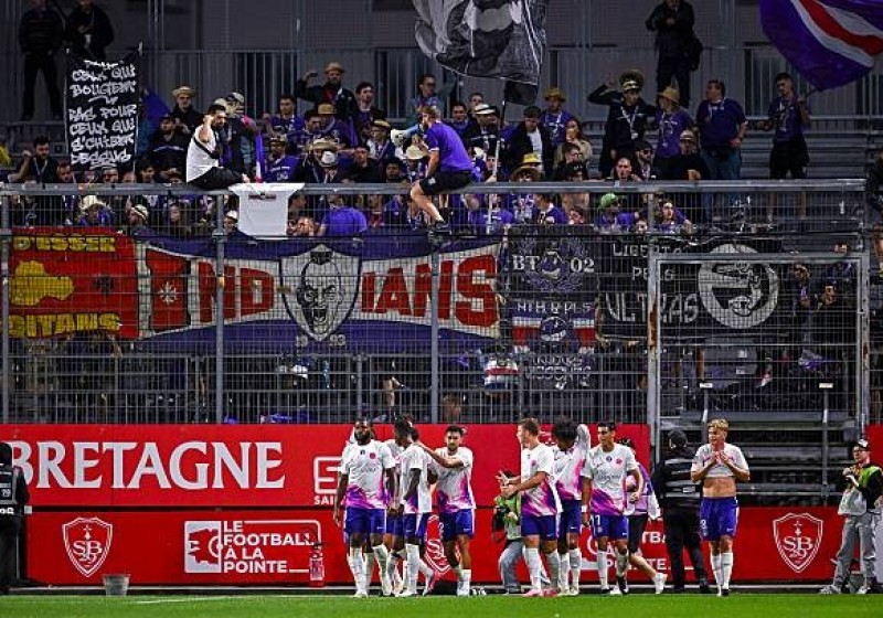 Illustration : Mercato Toulouse : Le TFC prend une décision radicale pour le futur de ses cages
