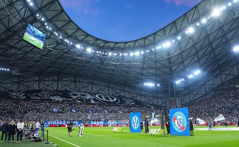Illustration : "Ligue 1 : La préfecture prend une décision inédite pour la venue du Paris FC à l'OM !"