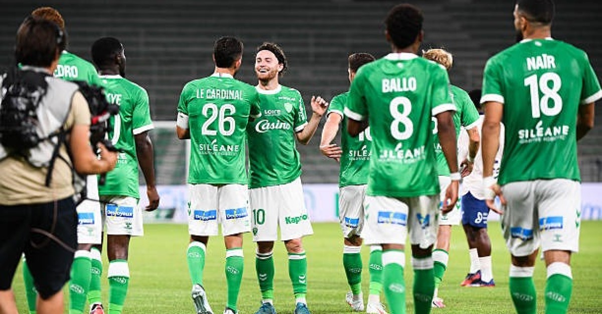 Mercato ASSE : Un jeune talent sénégalais convainc Loïc Perrin et s'engage jusqu'en 2029 !