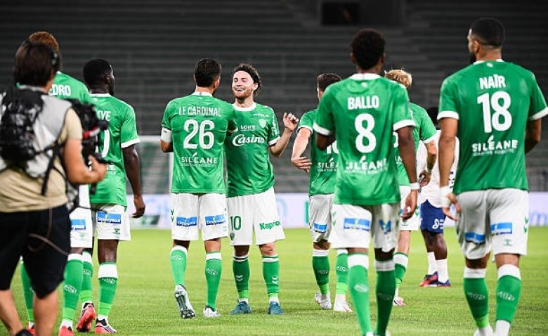 Illustration : "Mercato : L'ASSE chipe une pépite du recrutement passée par la Real Sociedad"