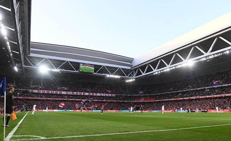 Illustration : "LOSC - Real Betis : Pourquoi le Stade Pierre-Mauroy va sortir son toit rétractable ?"