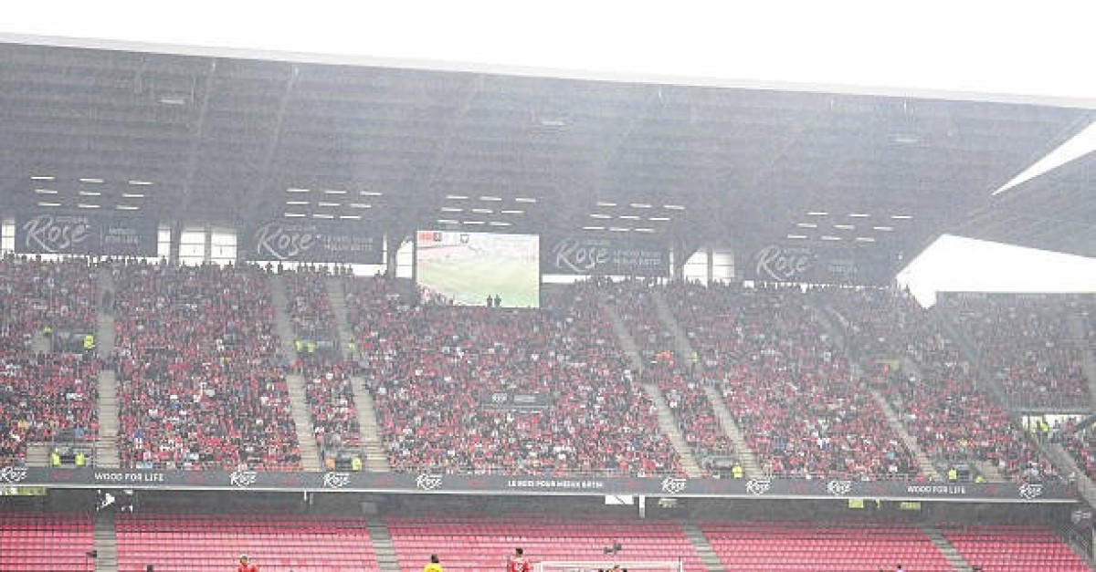 Stade Rennais - OM : Pourquoi la nomination de l'arbitre fait déjà polémique à Marseille ?