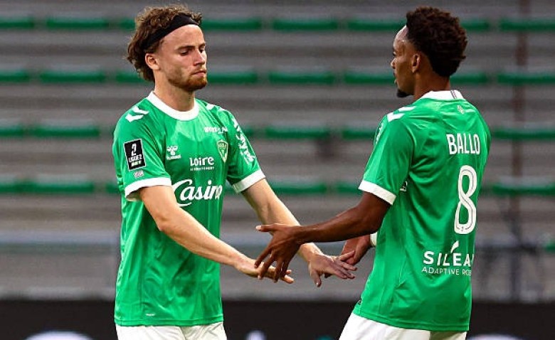 Illustration : "ASSE : La mauvaise nouvelle pour Jakob Breum qui fait en réalité les affaires du club"