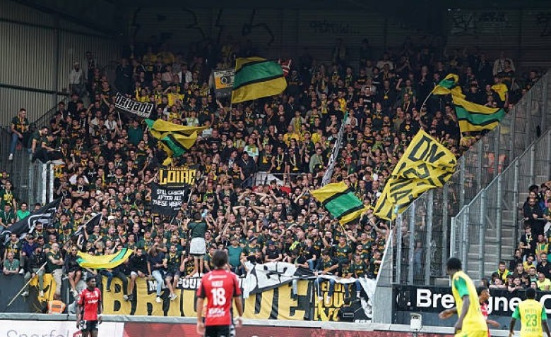Illustration : "FC Nantes : Le parcage visiteurs de Boulogne s'est arraché en quelques heures"
