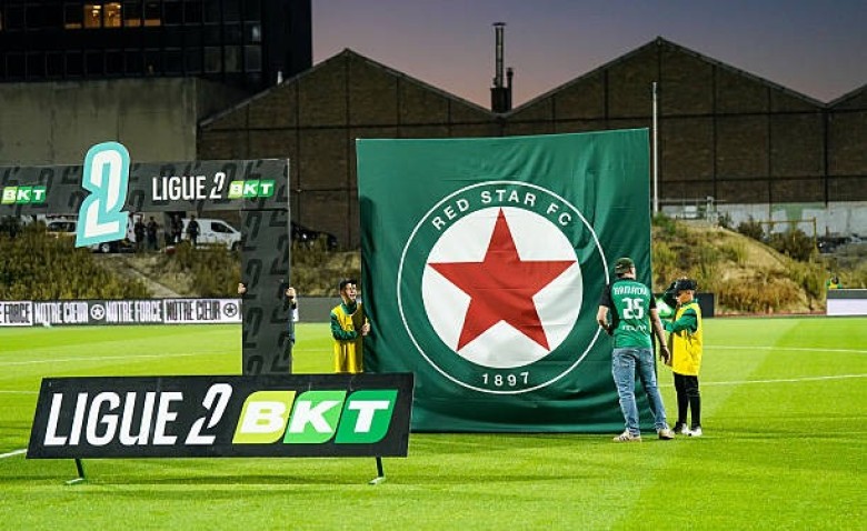 Illustration : "Ligue 2 : Un membre du staff du Red Star rejoint l'équipe de France de Zinédine Zidane"