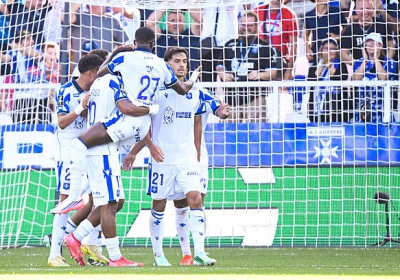 Illustration : Ligue 1 : L'AJ Auxerre officialise l'arrivée d'un renfort de poids dans son staff