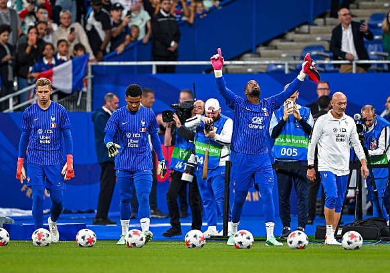 Illustration : Equipe de France : Qui est le seul Bleu à ne pas être entré en jeu sous Zidane ?
