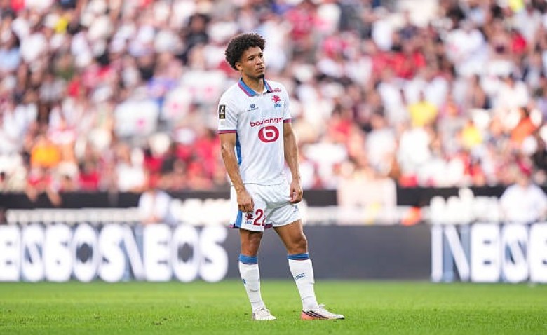 Illustration : "LOSC : L'angoisse s'empare du vestiaire après la blessure de Tiago Santos"