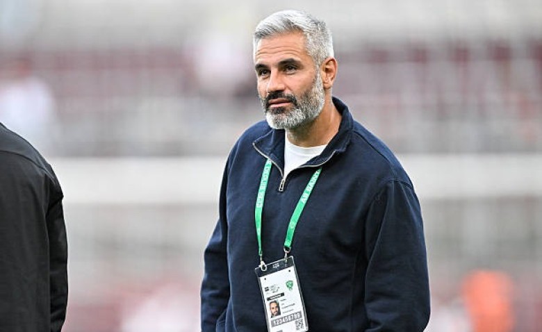 Illustration : "Mercato : L'ASSE s'active en coulisses pour blinder son attaquant vedette"