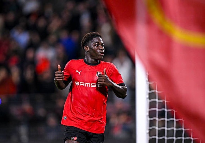 Illustration : Mercato Rennes : L'Inter Milan et le FC Porto supervisent Mahamadou Nagida