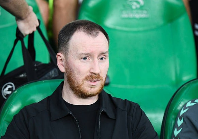Illustration : ASSE : Ian Cathro récupère une arme offensive de choix avant le Red Star !