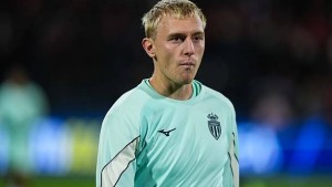 Illustration : Mercato Monaco : La Juventus et le PSV prêts à relancer Mika Biereth en janvier ?