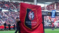 Illustration : "Ligue 1 : Deux nouveaux chocs du football français perturbés"