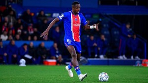 Illustration : Mercato PSG : Le Barça prêt à faire sauter la banque dès cet hiver pour Willian Pacho