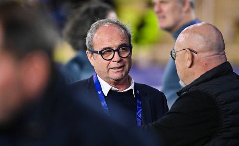 Illustration : "Mercato PSG : Luis Campos prêt à lâcher le pactole pour la nouvelle sensation russe !"
